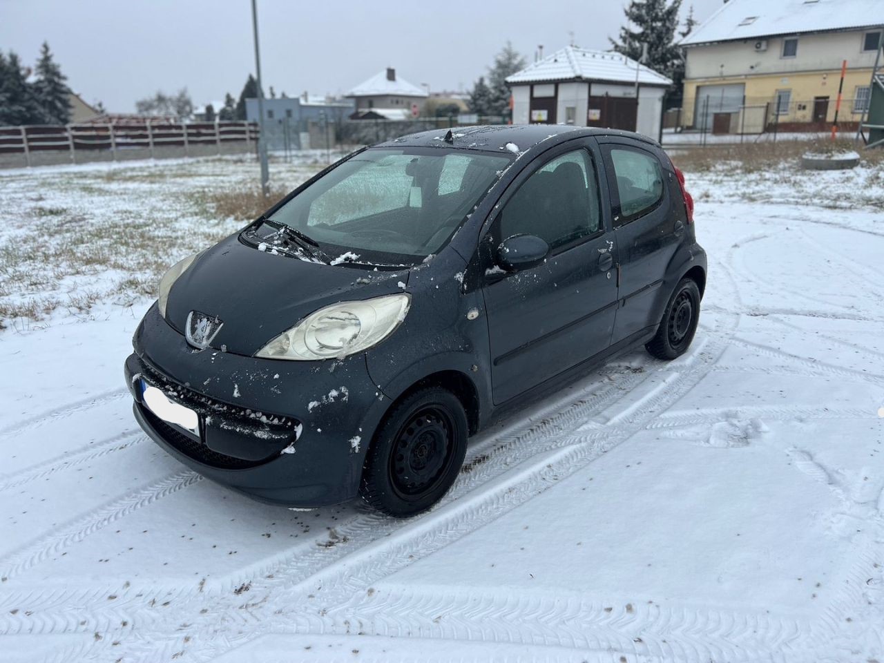 PEUGEOT 107
